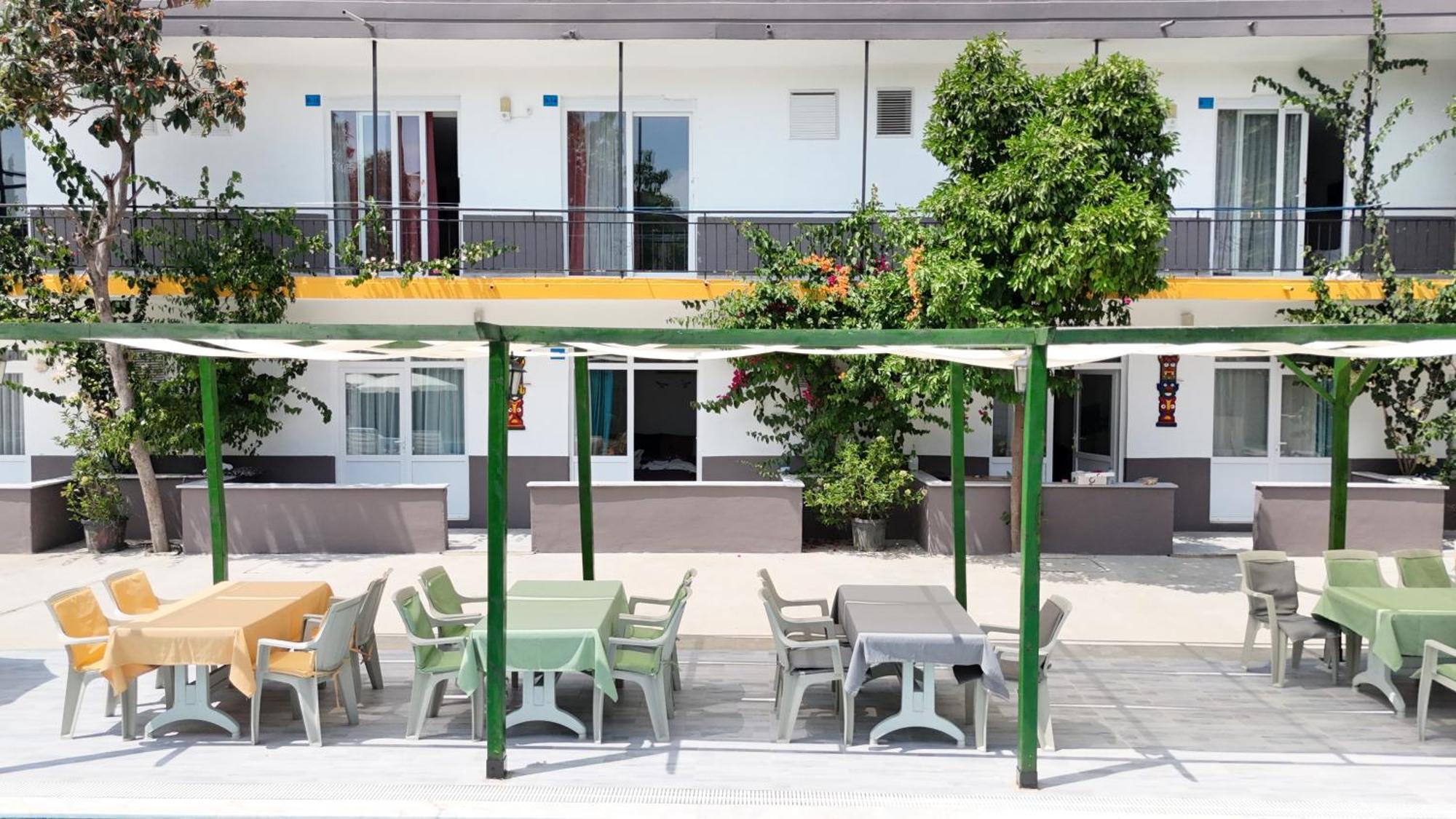Hillside Apart Hotel Exteriér fotografie